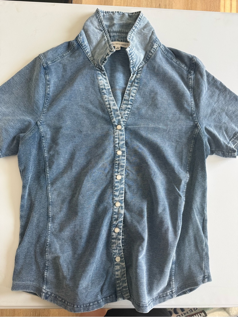 Jane & Declancey Women's Blue Short-Sleeve Denim-Style Shirt